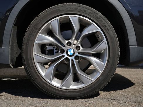 Used 2016 BMW X3 xDrive28i image 12