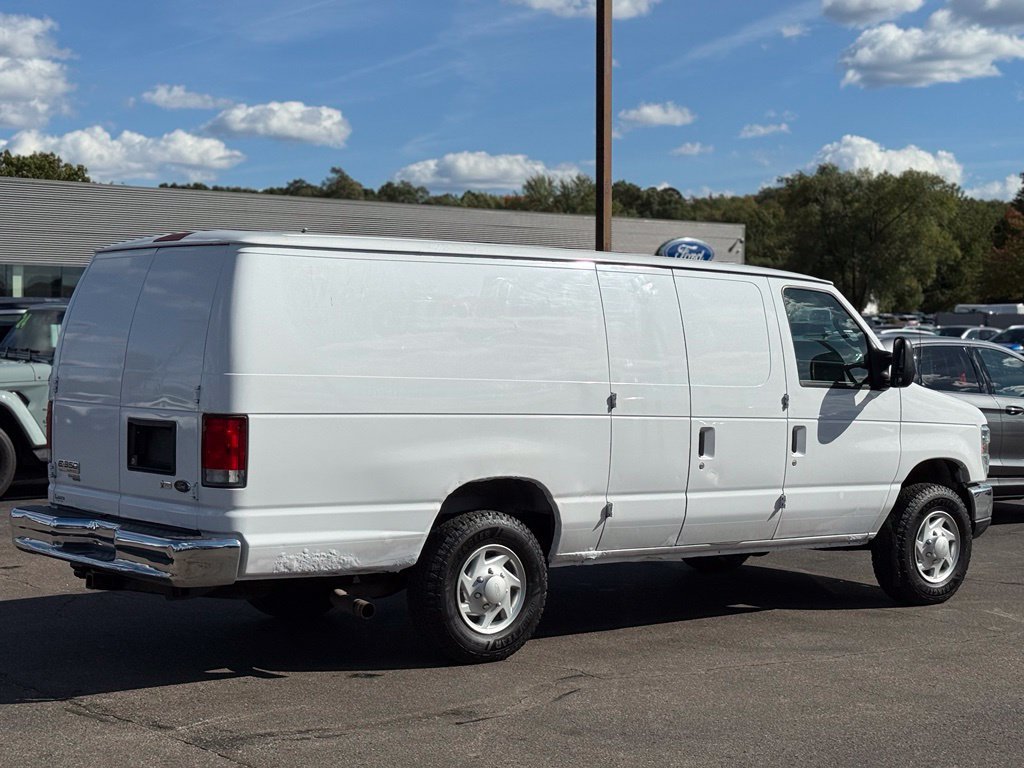 Used 2014 Ford E-350 and Econoline 350 Extended Super Duty RWD image 30