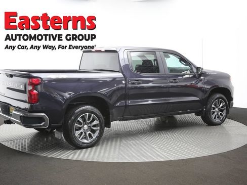 Used 2023 Chevrolet Silverado 1500 LT AWD/4WD image 44