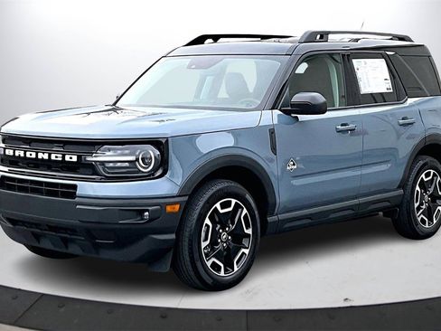 Used 2024 Ford Bronco Sport Outer Banks image 4