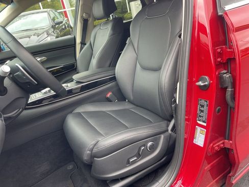 Used 2025 Genesis GV70 2.5T image 17