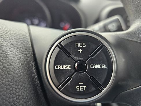 Used 2015 Kia Soul FWD image 13