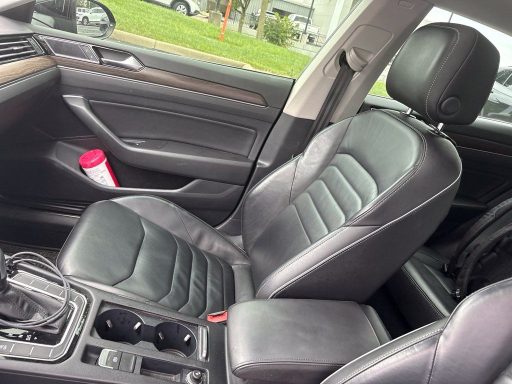 Used 2020 Volkswagen Arteon SEL AWD/4WD image 16
