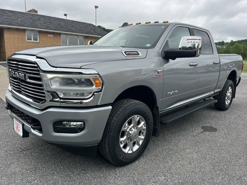 Used 2023 RAM 2500 Laramie AWD/4WD image 7