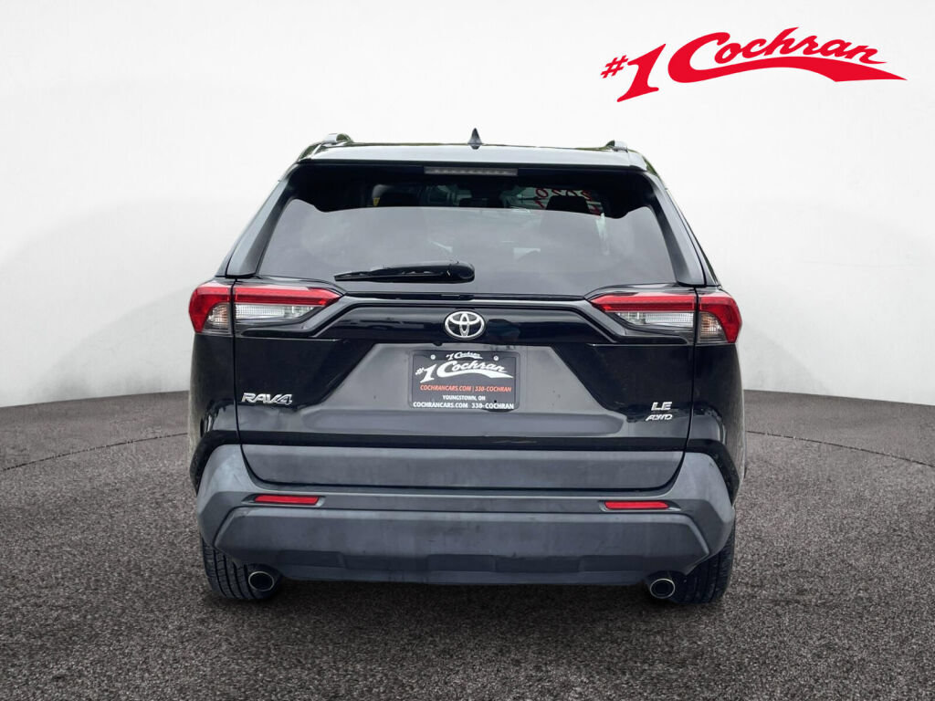 Used 2020 Toyota RAV4 LE AWD/4WD image 8