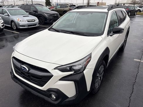 Certified 2023 Subaru Outback Premium image 6