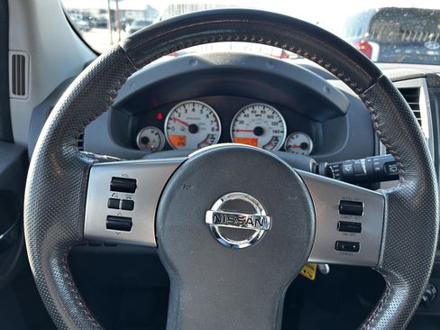 Used 2012 Nissan Xterra PRO-4X w/ Pro-4x Leather Pkg image 17