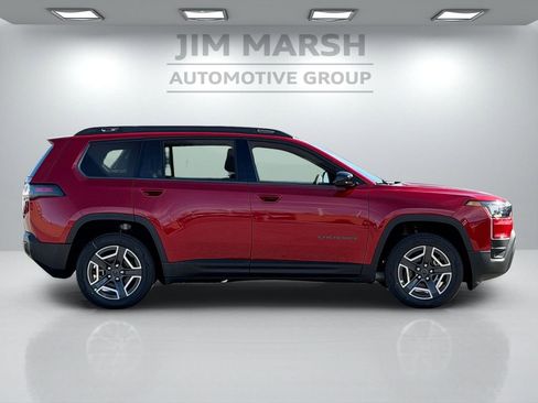 New 2026 Jeep Cherokee Laredo image 7