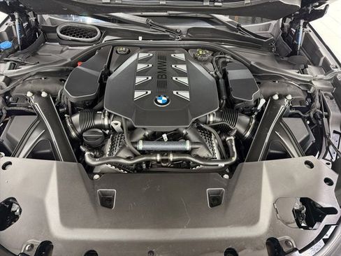 Certified 2023 BMW 760i xDrive w/ Executive Package image 45