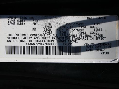 Used 2000 Toyota Tacoma 4x4 Xtracab V6 image 9