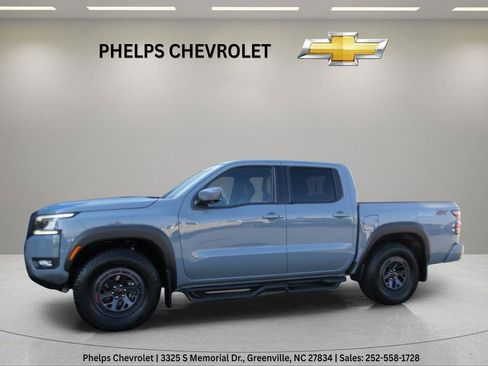 Used 2025 Nissan Frontier PRO-4X w/ Pro Convenience Package AWD/4WD image 5