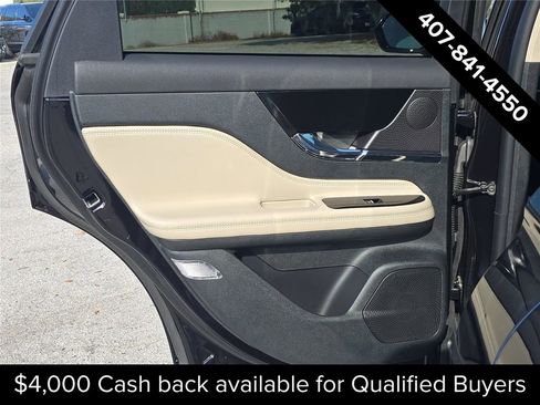 New 2026 Lincoln Corsair Premiere image 8