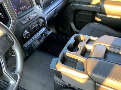 Used 2024 Chevrolet Silverado 1500 Custom AWD/4WD image 17