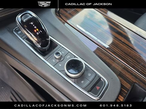 Used 2023 Cadillac Escalade ESV Premium Luxury RWD image 16