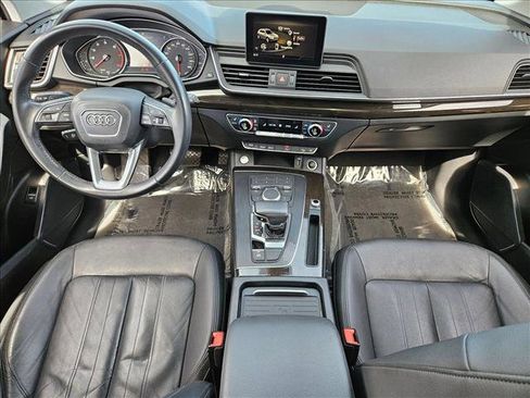 Used 2020 Audi Q5 2.0T Premium w/ Convenience Package AWD/4WD image 12