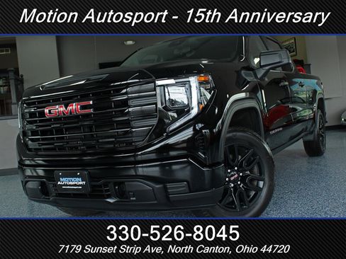 Used 2024 GMC Sierra 1500 Pro w/ Graphite Edition AWD/4WD image 38