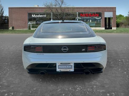 Certified 2024 Nissan Z Sport w/ Floor Mat Package image 3