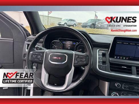 Used 2021 GMC Yukon XL SLT w/ SLT Luxury Package image 42