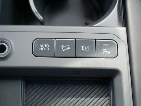 Used 2024 Kia EV9 GT-Line AWD/4WD image 32