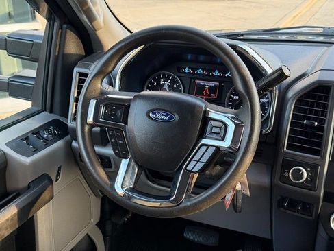 Used 2019 Ford F250 XL w/ STX Appearance Package AWD/4WD image 14