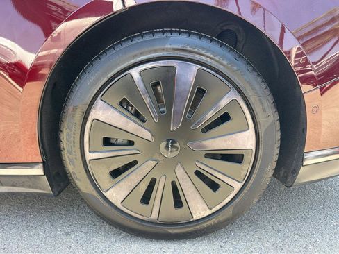 Used 2025 Lucid Air Touring AWD/4WD image 14