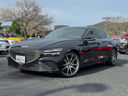 Used 2023 Genesis G70 2.0T image 2
