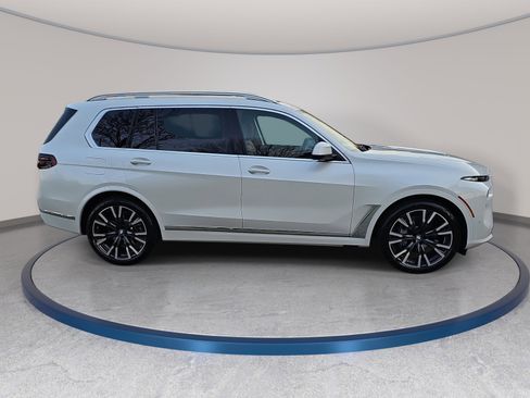 New 2026 BMW X7 xDrive40i image 4