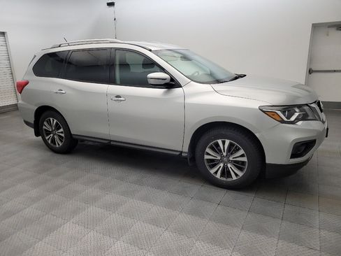 Used 2017 Nissan Pathfinder SV AWD/4WD image 11