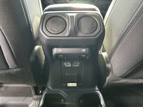 Used 2023 Jeep Gladiator Rubicon w/ LED Lighting Group AWD/4WD image 21