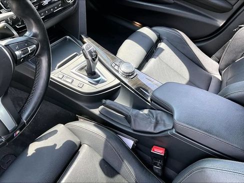 Used 2016 BMW 340i Sedan RWD image 17