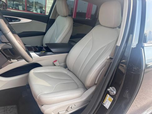 Used 2020 Lincoln Nautilus FWD image 10