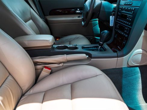 Used 2002 Lincoln LS RWD image 23