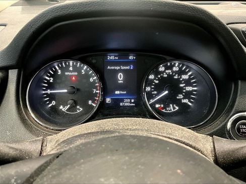 Used 2020 Nissan Rogue SV image 8