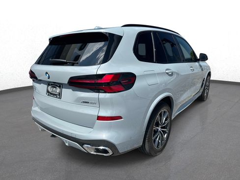Used 2026 BMW X5 xDrive40i AWD/4WD image 3