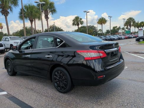 Used 2015 Nissan Sentra S FWD image 8