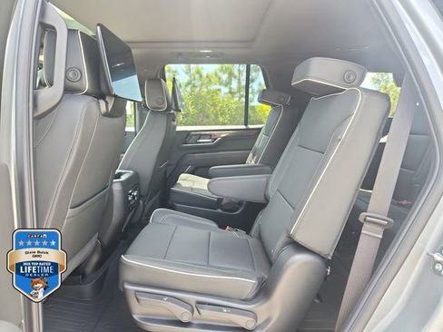 New 2026 GMC Yukon Elevation w/ Elevation Premium Package AWD/4WD image 9