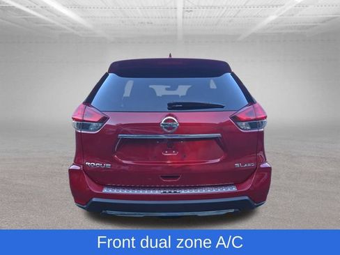 Used 2017 Nissan Rogue SL w/ SL Premium Package AWD/4WD image 9