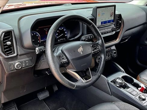 Used 2021 Ford Bronco Sport Outer Banks AWD/4WD image 13