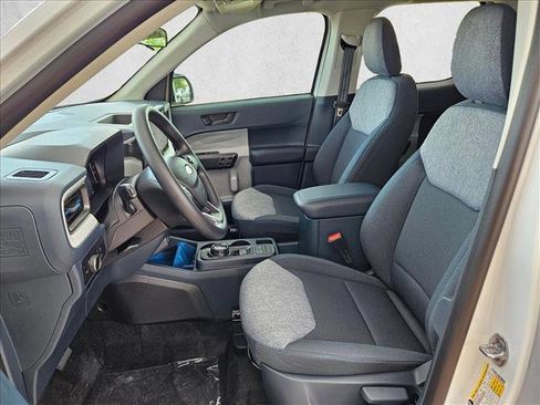 New 2026 Ford Maverick XLT FWD image 4