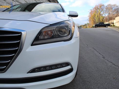 Used 2017 Genesis G80 3.8 w/ Option Group 02 image 13