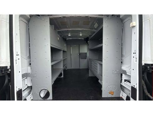 Used 2019 Ford Transit 250 image 9