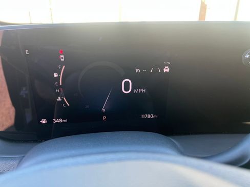 Used 2025 Buick Encore GX Preferred image 40