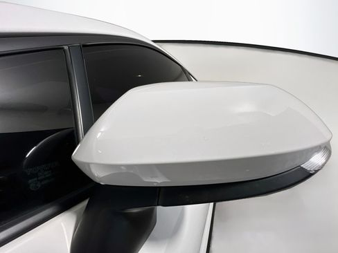 Used 2020 Toyota Corolla SE FWD image 13