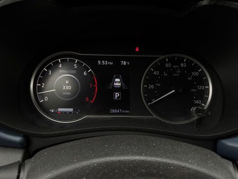 Used 2025 Nissan Versa SV FWD image 33