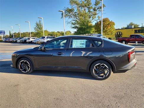 New 2025 Kia K4 EX image 6