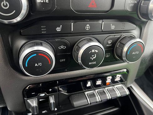 Used 2019 RAM 1500 Big Horn image 39