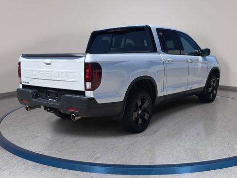 Used 2024 Honda Ridgeline Black Edition image 6