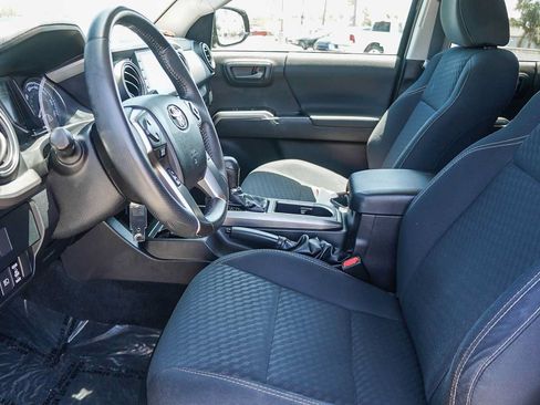 Certified 2021 Toyota Tacoma SR5 w/ Trail Edition AWD/4WD image 21