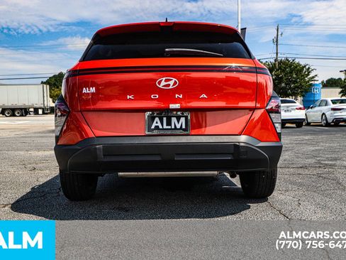 Used 2024 Hyundai Kona SEL image 13