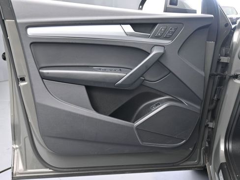 Used 2025 Audi Q5 2.0T Premium image 28